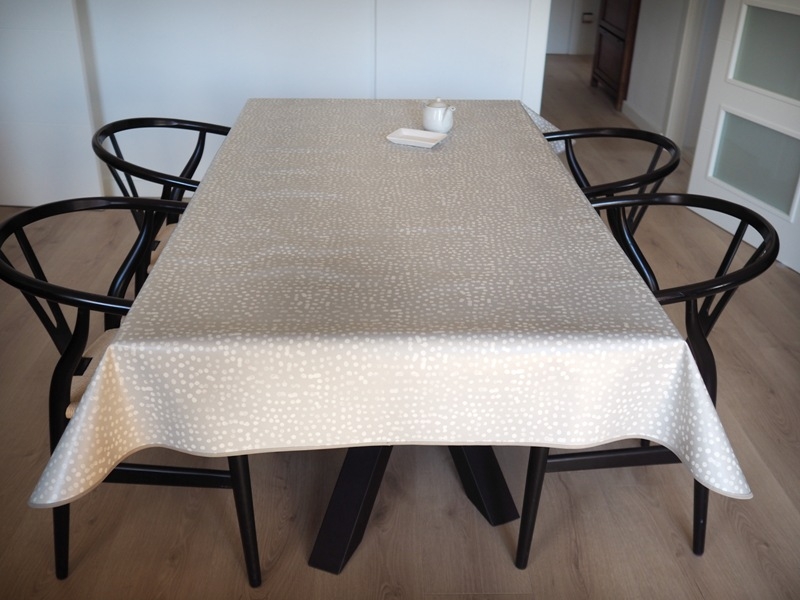 DOT GRIS PVC