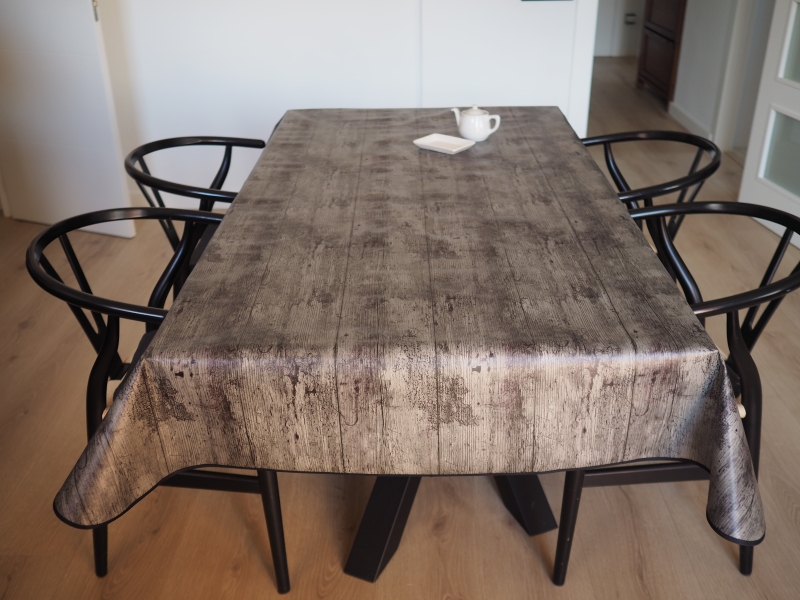 MADERA NEGRA PVC